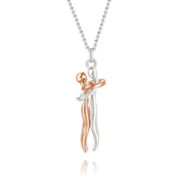 Collier pour couple en acier inoxydable, motif 'Étreintes et Baisers', bijoux de la Saint-Valentin pour homme et femme