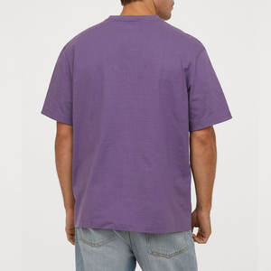 เสื้อยืดทรงบ็อกซี่เนื้อหนัก 200gsm ออกแบบเองได้ ผลิตจากผ้าฝ้าย 100% พร้อมโลโก้ เสื้อยืดโอเวอร์ไซส์ทรงหลวมแบบดรอปโชว์เดอร์ - Product Image 3