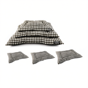 Set di 3 Tappetini per Cani in Peluche Marrone con Design a Motivo a Mille Uccelli - Product Image 2