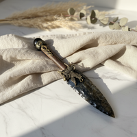 Flèches en obsidienne de haute qualité, modèle de couteau de l'âge de pierre, obsidienne martelée à la main, dague en cristal, amulette, souvenirs, cadeaux