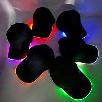 Nouveautés 2026 : Casquette de baseball LED lumineuse pour Pâques, Halloween, Noël, Nouvel An et fêtes – Collection Mode
