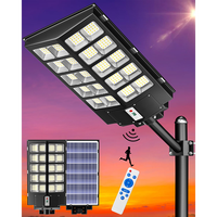 Vente flash : lampadaire solaire LED IP67, matériau ABS+aluminium, télécommande, capteur de lumière, 100/200/300W, 12 heures d'autonomie, utilisation routière