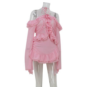 วิวิบลูค์ Z0203ST03 ชุดเซ็ตสองชิ้นสำหรับผู้หญิง เสื้อเปิดไหล่ข้างเดียวแต่งระบายแขนยาว กระโปรงมินิสั้นทรงเอ - Product Image 4