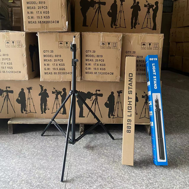Hot 8819 Carbon Heavy Duty Tripod with Flexible Camera Stand for Videography
