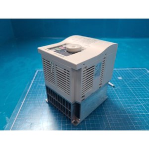 Mitsubishi FR-S510WE-0. Variador de Frecuencia CA de 75K Usado Como Es, Piezas de Equipos Semiconductores de Época - Product Image 5