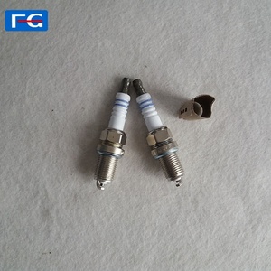 Bán lẻ & bán buôn xe ô tô Auto Spark Plug 0242235666 fr7dc + 8 bán buôn xe nguyên bản phụ tùng ô tô động cơ ô tô Bugi - Product Image 2