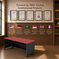 Mobilier de salle de formation professionnelle incluant un bureau PC dissimulé pour 2 personnes et un plateau pour clavier, idéal pour les projets scolaires universitaires