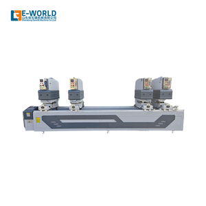 Máquina de Soldadura de Ventanas de UPVC de Cuatro Cabezas sin Costuras de 0.2 mm con Núcleo PLC para la Fabricación de Ventanas y Puertas de PVC - Product Image 1
