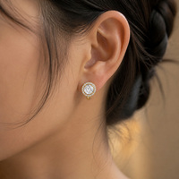 10 Pasang Set Anting Clip-On Multi Gaya untuk Wanita Mutiara Kristal Hoop Warna Emas Perak Tanpa Tindik Perhiasan Fashion Statement