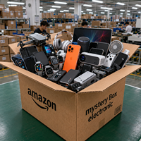 Boîte mystère électronique en gros : Gadgets variés, appareils intelligents, produits audio, accessoires informatiques pour les vendeurs e-commerce