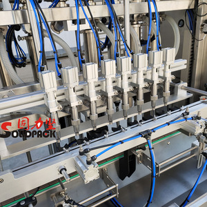 Máquina Automática <span class=keywords><strong>de</strong></span> Llenado <span class=keywords><strong>de</strong></span> Líquido Refrigerante Anticongelante y Aceite Lubricante para Motores, Fabricada por Solidpack - Product Image 2