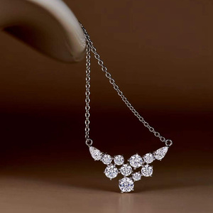 Collana con Ciondolo a Forma di Ala d'Angelo in Cristallo per Donne, Catena con Pendente Rotondo a Goccia per Clavicola - Product Image 5