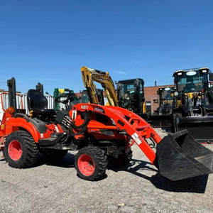 Chargeur sur pneus Kioti CK2620 HST 2025 avec mini-chargeur à direction à glissement KL4030 et mini-chargeur frontal KB2475L et fourches - Product Image 1