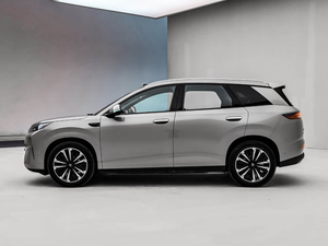 Vente en gros de voitures électriques d'<span class=keywords><strong>occasion</strong></span> BYD Yuan Plus modèle 2025, conduite à gauche, excellent état - Product Image 4