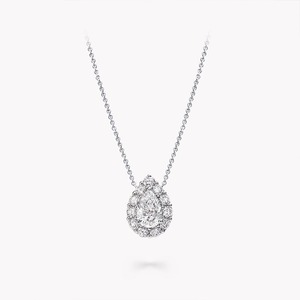 Collier pendentif élégant pour femme avec diamant central taille poire et halo de diamants sertis à griffes - Product Image 3