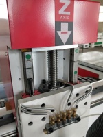 Machine de gravure CNC pour le bois avec commande DSP/NC Studio, broche de refroidissement par eau 2,2 kW, zone de travail 1200x1200 mm pour MDF/acrylique/bois