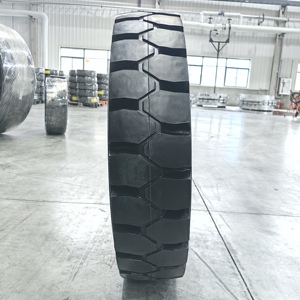 ยางตัน DUHOW DH-301 รุ่นขายดี ขนาด 7.00-15/5.50 แบบไบแอส สำหรับงานอุตสาหกรรม - Product Image 3