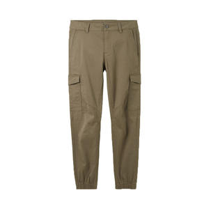 Pantalon cargo tactique slim fit en ripstop avec poches zippées sur les cuisses, conçu pour les hommes, idéal pour les trajets urbains et les activités sportives. - Product Image 1