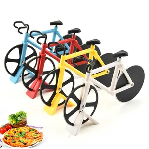 Edelstahl Doppel rad Fahrrad Pizzas ch neider Schneid räder Fahrrad Pizza Slicer mit einem Ständer