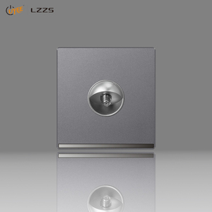 Vente directe d'usine UK haute qualité britannique Standard acrylique mince panneau d'ordinateur écran tactile prise murale Double <span class=keywords><strong>rangée</strong></span> nouveau intérieur - Product Image 6