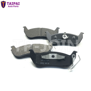 Piezas de coche de pastillas de freno de alto rendimiento para FORD Crown <span class=keywords><strong>Victoria</strong></span> Ranger LINCOLN Town D932 D1040 3W1Z-2200-AA - Product Image 2