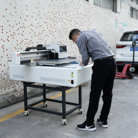 Mesin Printer UV Flatbed Multiguna Eizoulyn A1 Ukuran 0-200mm 6090 I3200 dengan Perangkat Rotary untuk Produk Silinder