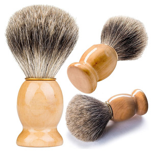 Pinceau à raser professionnel de haute qualité pour droitiers, manche en bois, poils en nylon, pour le rasage de la barbe, avec logo et emballage personnalisés - Product Image 2