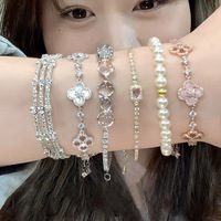 Bracelet ajustable en zircon en forme de fleur creuse, bracelet coréen exquis, polyvalent et élégant pour femme