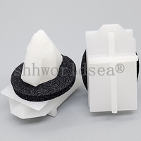 100 pièces/sac Clip en plastique pour GM 11518988