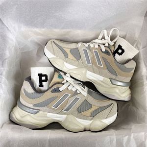 Chaussures de sport décontractées et tendance pour femmes, modèle 9060, en cuir véritable de haute qualité, avec amorti, collection 2026, vente chaude - Product Image 5