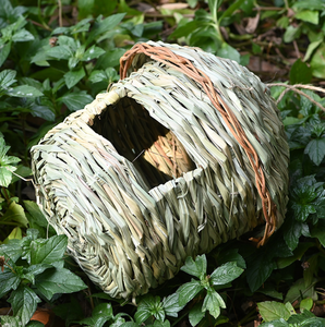 Nido de pájaro de paja tejido a mano con patrón sólido para la incubación y cría de loros, suministro para jardín, casa para colibríes en el césped - Product Image 6