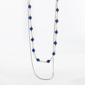 สร้อยคอประดับลูกปัดสองชั้น ไทเทเนียมสตีล สีน้ำเงินไคลน์ ประดับมุก สร้อยคอแบบซ้อนสำหรับผู้หญิง เครื่องประดับแฟชั่น - Product Image 3