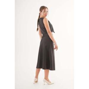 Conjunto de Dos Piezas al por Mayor: Chaleco y Falda de Gamuza Negra Premium para Mujer, Chalecos y Faldas Premium para Mujer - Product Image 3