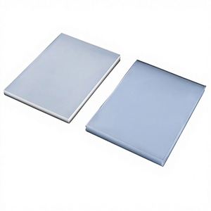 Pochettes protectrices transparentes en film CPP de 20 microns à ouverture plate et auto-adhésives pour mini-cartes d'album - Product Image 1