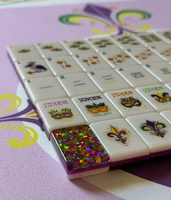 Ensemble de Mahjong de Luxe Moderne Rainbow Carnival pour Fêtes à Domicile, Fabriqué sur Mesure par Fengcai Factory, en Acrylique Gravé, Durable et Écologique, Style Américain
