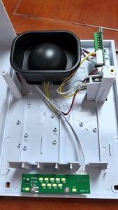 Sirène d'alarme extérieure étanche 128 dB, sonnerie puissante, lumière stroboscopique, <span class=keywords><strong>12</strong></span> <span class=keywords><strong>volts</strong></span>, alarme d'avertissement externe, 50 W de puissance crête, certifiée CE - Product Image 6