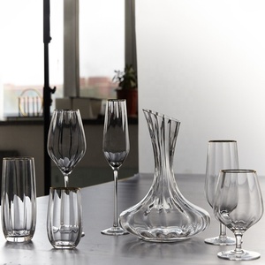 Verres à vin en cristal <span class=keywords><strong>transparent</strong></span> de luxe, gobelet élégant au design moderne avec bord doré pour bar ou mariage, verres à cocktail - Product Image 2