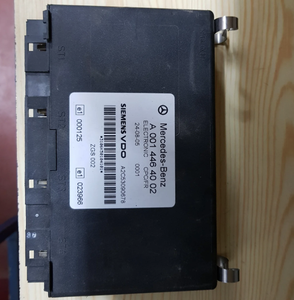 โมดูลขับขี่ยานพาหนะ A0014464002ชิ้นส่วนเครื่องยนต์ - Product Image 5