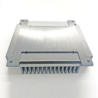 Conception personnalisée dissipateur de chaleur extrudé CNC usinage usiné noir argent anodisé aluminium aluminium aileron radiateur dissipateur thermique