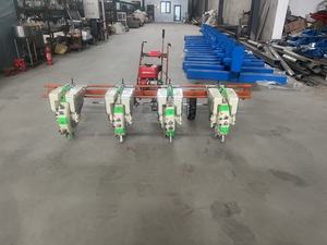 Semoir manuel réglable à 4 rangs pour maïs, arachides, haricots, céréales, fleurs, légumes et engrais - Product Image 2