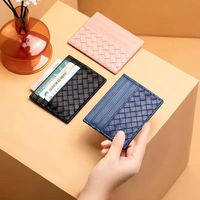 Cartera de Cuero Hecha a Mano Multicolor con Protección RFID, Ranuras para Tarjetas de Crédito, Tarjetero Delgado con Patrón Tejido