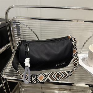 Nouveau sac bandoulière pour femme, élégant, polyvalent et décontracté, style sport, grande capacité - Product Image 4