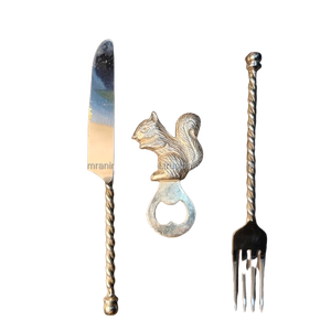 Ouvre-bouteille fantaisie en forme d'écureuil et ensemble de couverts à manche torsadé, design animal artisanal, articles de bar et couverts - Product Image 1
