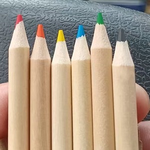 Ensemble <span class=keywords><strong>de</strong></span> 6 <span class=keywords><strong>crayons</strong></span> <span class=keywords><strong>de</strong></span> <span class=keywords><strong>couleur</strong></span> en bois <span class=keywords><strong>de</strong></span> la marque Yilan dans une boîte en papier kraft pour le dessin et la coloration <span class=keywords><strong>des</strong></span> enfants - Product Image 2