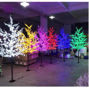 Lumière LED d'extérieur haut de gamme IP65 pour arbre de cerisier, avec télécommande, pour décorations de Noël et aménagements paysagers - Product Image 3