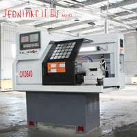 Tour CNC compact HIPOW CK0640 avec commande GSK980TDL, portée de 300 mm, banc plat, 4 postes à outils, fabriqué en Chine