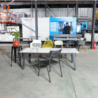 Fauteuils d'extérieur empilables en plastique, chaise de salle à manger en polypropylène de qualité, idéale pour les espaces extérieurs, les patios et les terrasses