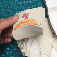 Boîte de papier à puce pour frites avec logo personnalisable Récipient en papier personnalisé pour le gaufrage des aliments Laminage mat Revêtement UV
