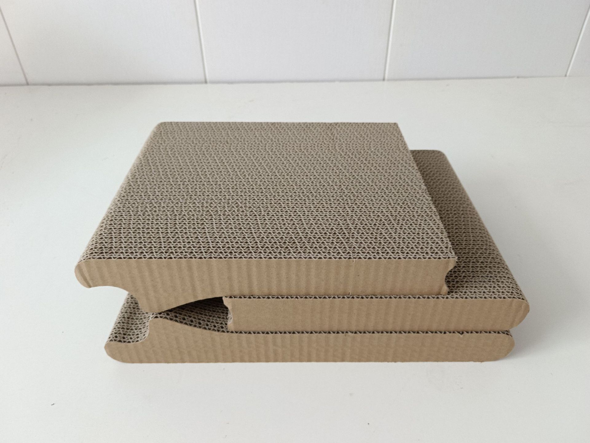 Sostituisci il modello base di pallina di erba gatta