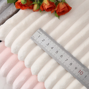 Tessuto di peluche a righe 10*10 in pile di <span class=keywords><strong>corallo</strong></span> 2cm a maglia in velluto a coste per tessuti per la casa - Product Image 1